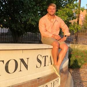 Meet your Posher, Cade